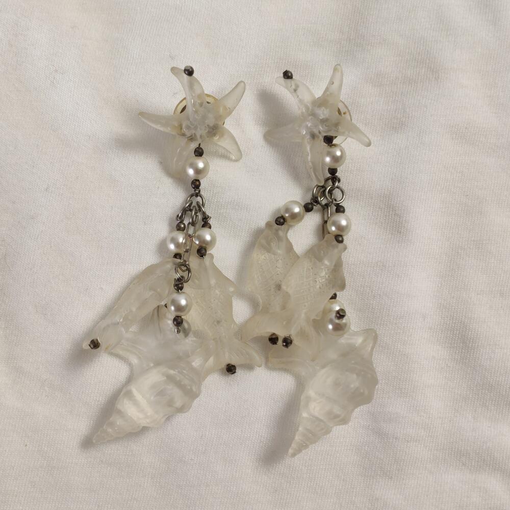 Vintage Mermaidcore Nautical Dangle Earrings Frosted Acrylic Shells Fish